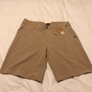 NWT Men’s Far West Shorts Size 40